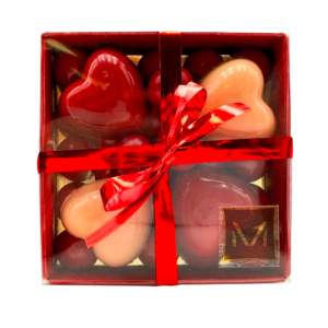 Écrin de Cœurs Chocolatés & Perles Croustillantes – Saint-Valentin